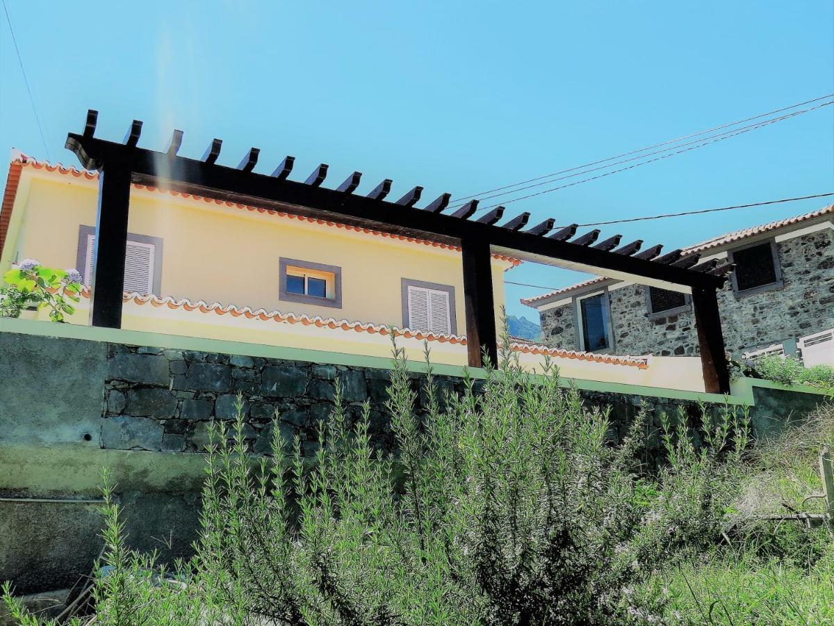 Casa Das Ginjas Sao Vicente  Exterior photo
